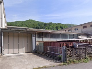 Capannone in Vendita a Masone, 630'000€, 1368 m²