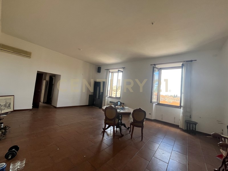 Appartamento in Vendita a Grosseto, 189'000€, 166 m²