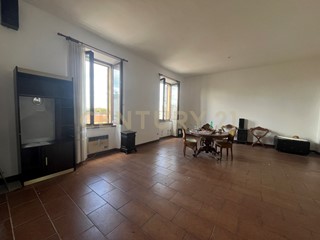 Appartamento in Vendita a Grosseto, 189'000€, 166 m²