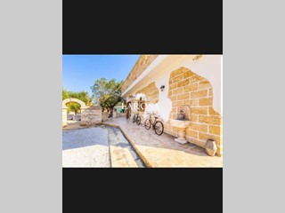 Casa Indipendente in Vendita a Melendugno, zona Torre Dell'orso, 285'000€, 73 m², arredato