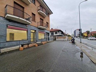 Capannone in Affitto a Mappano, 115 m²