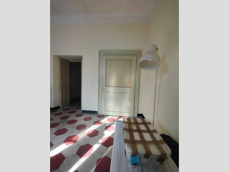 Appartamento in Vendita a Bagnone, 105'000€, 131 m²