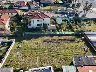 Terreno agricolo in Vendita a Vallecrosia, 370'000€, 1850 m²