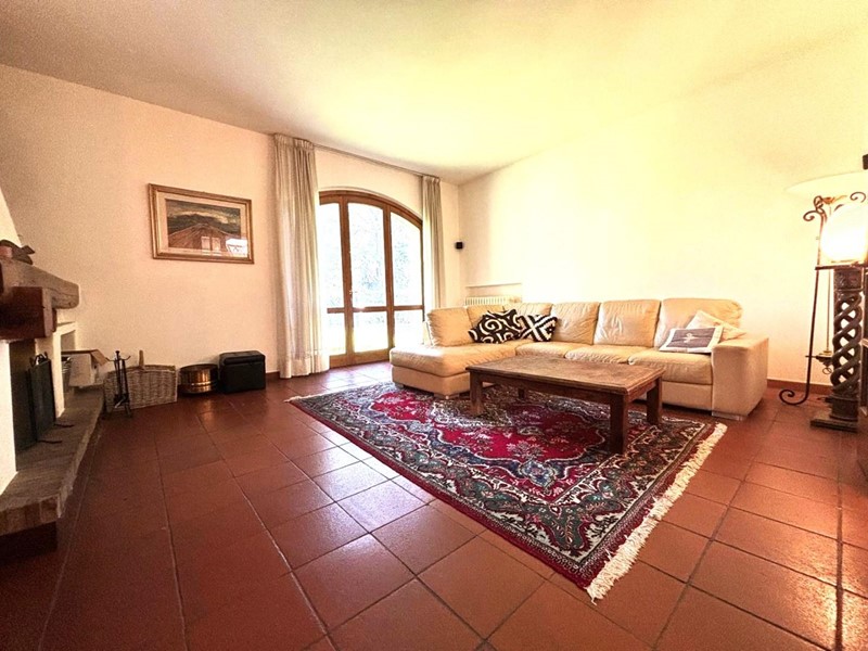 Casa Indipendente in Vendita a Empoli, 535'000€, 250 m², con Box