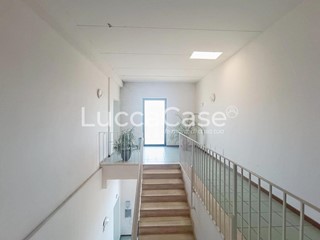 Ufficio in Vendita a Lucca, zona Sant'Anna, 180'000€, 120 m²