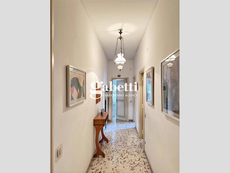 Trilocale in Vendita a Roma, 309'000€, 109 m²