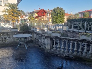 Quadrilocale in Vendita a Brembate, 130'000€, 102 m²