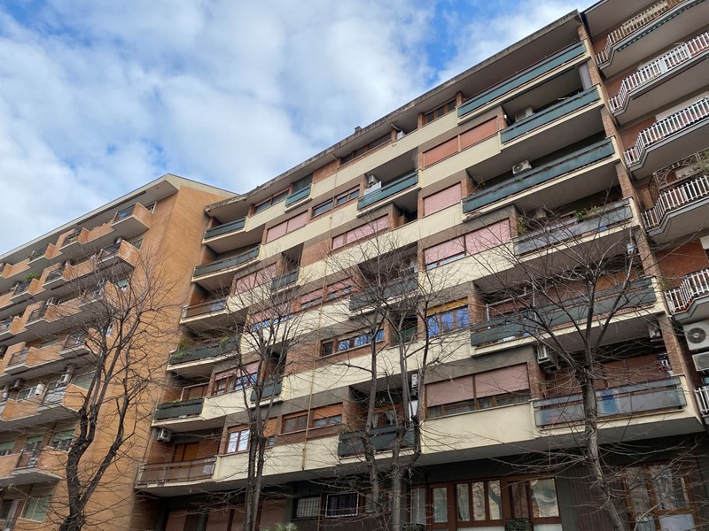 Monolocale in Vendita a Roma, 240'000€, 50 m²