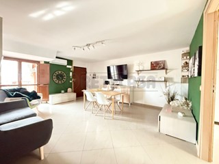 Quadrilocale in Vendita a Castel San Giorgio, 139'000€, 110 m², con Box