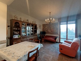 Appartamento in Vendita a Salsomaggiore Terme, 120'000&euro;, 95 m²