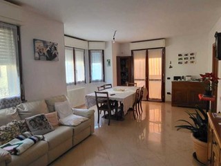 Appartamento in Vendita a Bellaria Igea Marina, 260'000€, 85 m²
