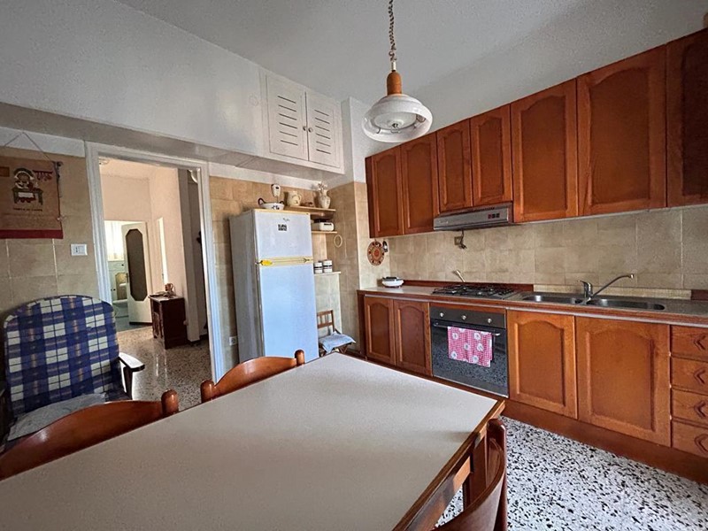 Quadrilocale in Vendita a Pescara, 85'000&euro;, 90 m²