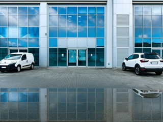 Immobile commerciale in Vendita a Pontedera, zona Il Chiesino, 285'000€, 270 m²