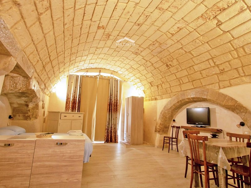 Casa Semi Indipendente in Vendita a Minervino di Lecce, 185'000€, 245 m²