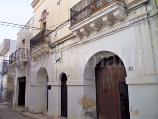 Casa Indipendente in Vendita a Sannicola, 138'000€, 300 m²