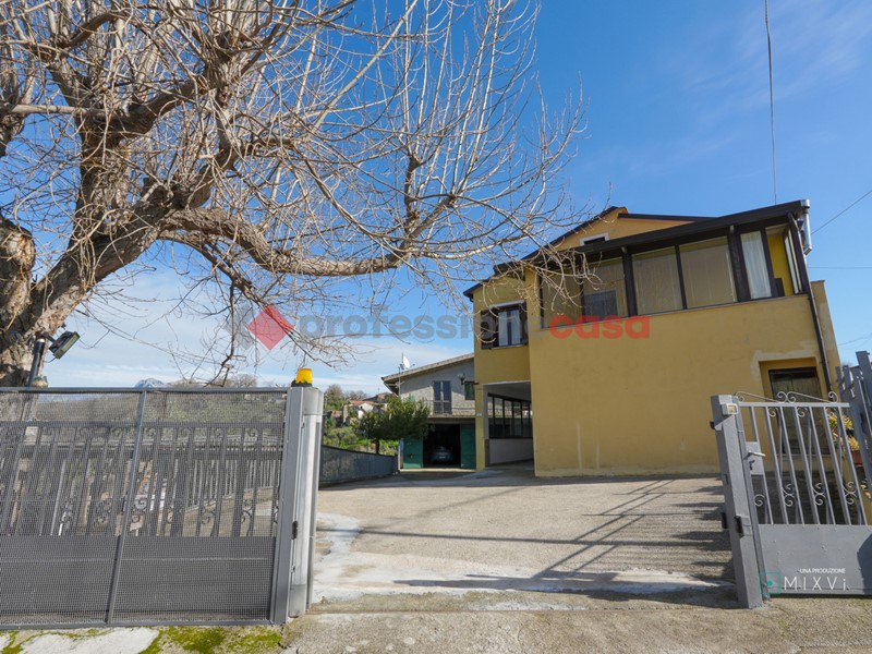 Casa Indipendente in Vendita a Roccadaspide, 180'000€, 173 m²