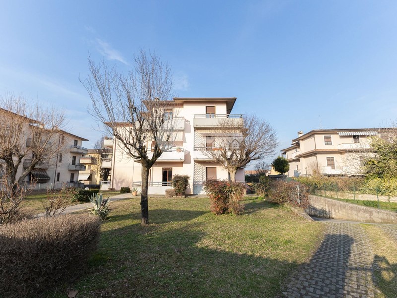 Quadrilocale in Vendita a Ghedi, 160'000€, 98 m²