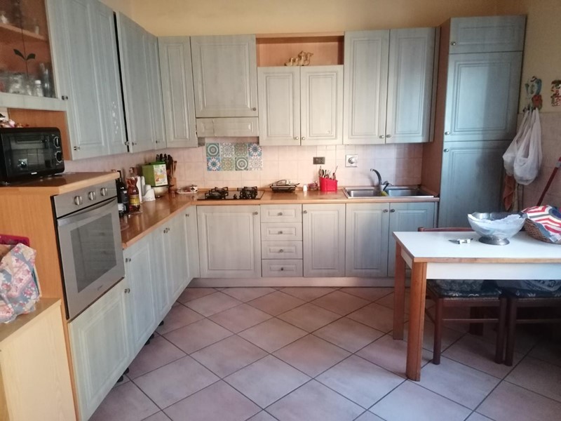 Casa Indipendente in Vendita a Campi Bisenzio, zona Sant'Angelo a Lecore, 300'000€, 150 m²