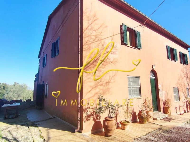 Casale in Vendita a Rosignano Marittimo, zona Castelnuovo Misericordia, 478'000€, 140 m²