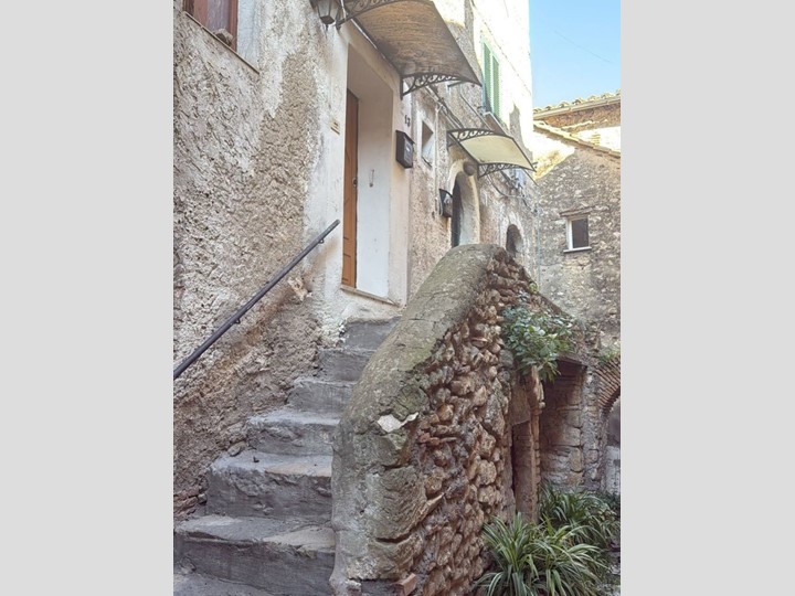 Trilocale in Vendita a Civitella San Paolo, 25'000€, 42 m²