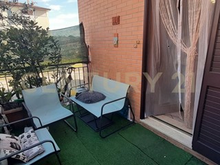 Appartamento in Vendita a Civitella Paganico, zona Paganico, 188'000€, 118 m², con Box