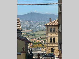 Casa Indipendente in Vendita a Osimo, zona Centro storico, 500'000&euro;, 200 m²