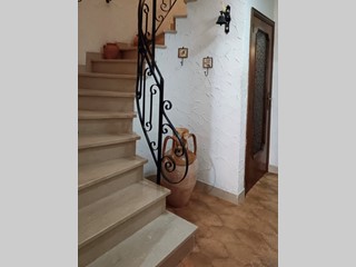 Casa Indipendente in Vendita a Belvedere Ostrense, 73'000€, 120 m²