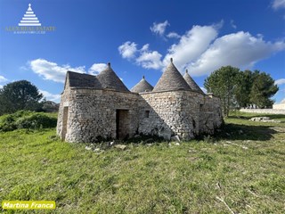 Trullo in Vendita a Martina Franca, zona Contrada Battaglini, 85'000€