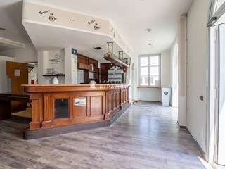 Negozio in Vendita a Olginate, 195'000€, 75 m²