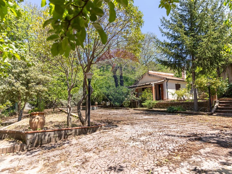 Villa in Vendita a Castelmola, 125'000€, 78 m²