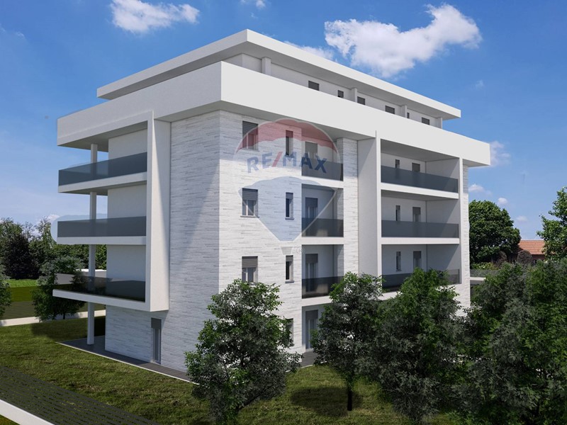 Quadrilocale in Vendita a Cesano Maderno, 375'500€, 130 m²