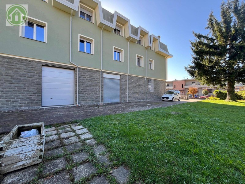 Quadrilocale in Vendita a Pavullo nel Frignano, zona Budria, 255'000€, 180 m²