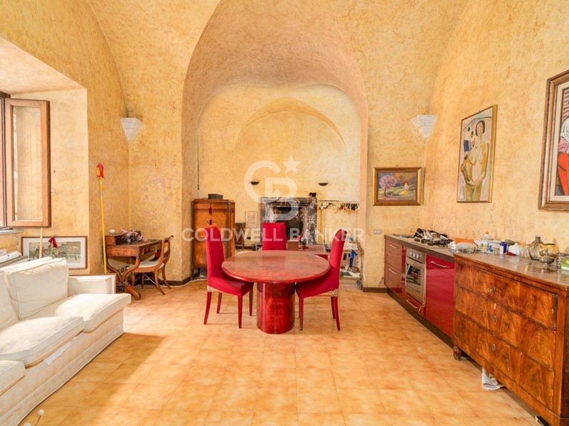 Bilocale in Vendita a Tarquinia, zona Centro Storico, 79'000€, 67 m²