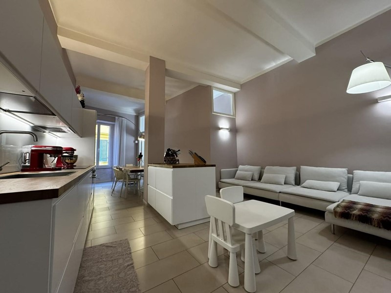 Trilocale in Vendita a Massa, 260'000€, 90 m², arredato