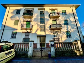 Quadrilocale in Vendita a Pisa, 285'000€, 90 m², con Box