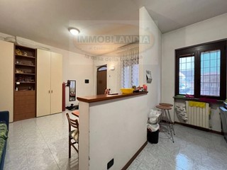 Bilocale in Vendita a Cervignano d'Adda, 95'000€, 61 m²