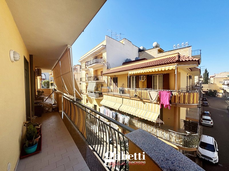 Quadrilocale in Vendita a Bagheria, 120'000€, 133 m²