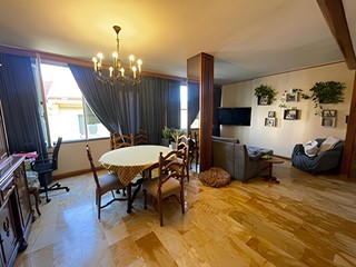Quadrilocale in Vendita a Sanremo, 350'000€, 100 m²