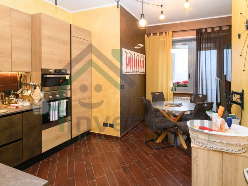 Quadrilocale in Vendita a Ciriè, 99'000€, 75 m²