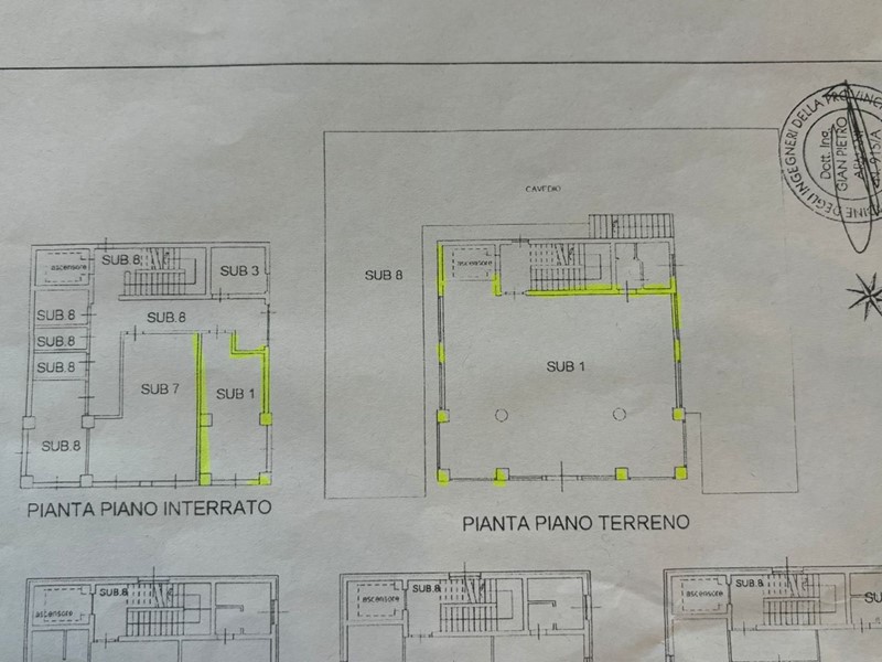 Immobile commerciale in Affitto a Medesano, 2'000€, 126 m²