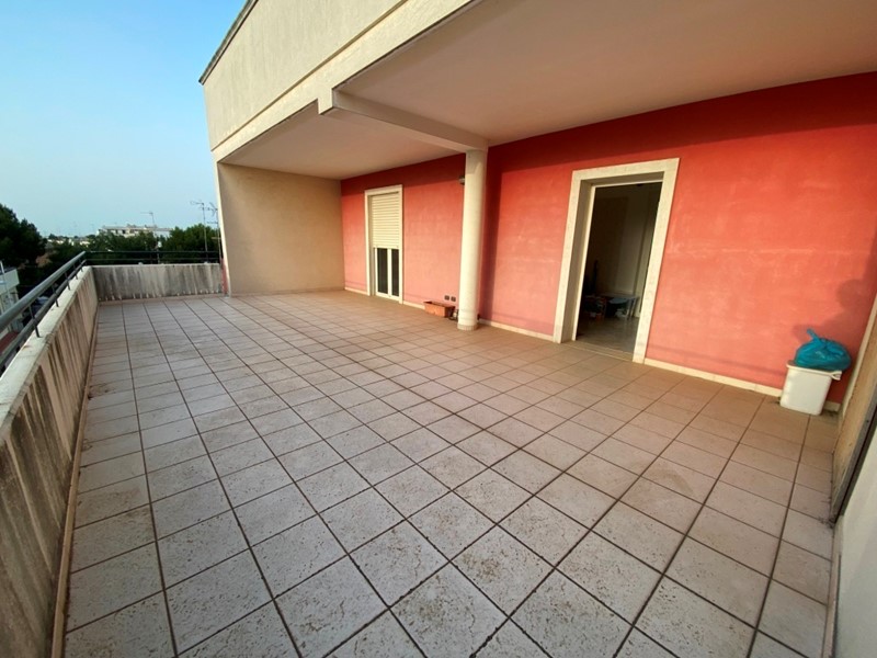 Bilocale in Vendita a Casamassima, zona Via turi, 99'000€, 33 m², con Box