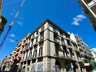 Immobile commerciale in Affitto a Bari, 700€, 45 m²