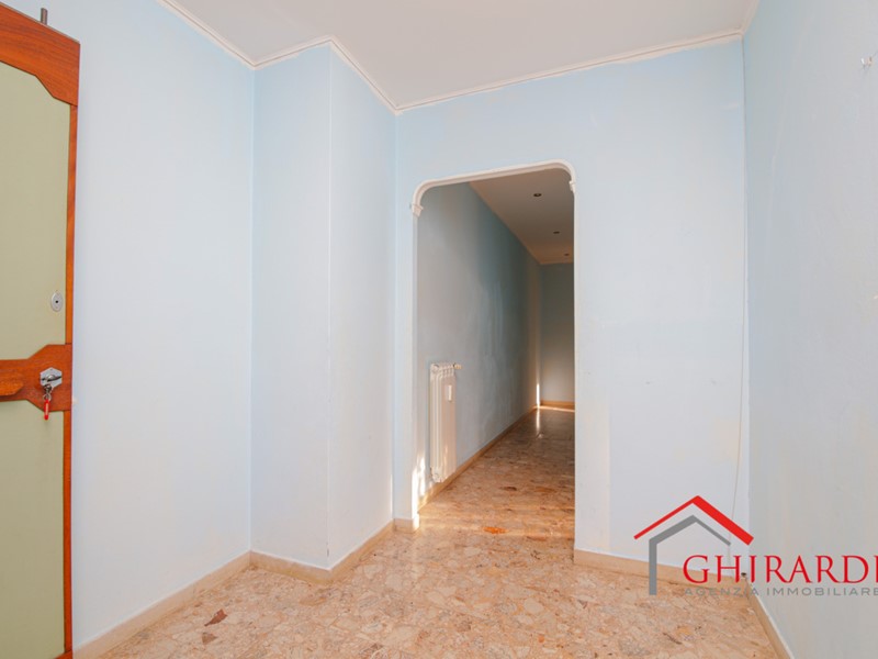 Appartamento in Vendita a Genova, zona Pegli, 268'000€, 127 m²