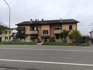 Trilocale in Vendita a Terenzo, zona Boschi Di Bardone, 35'000&euro;, 51 m²