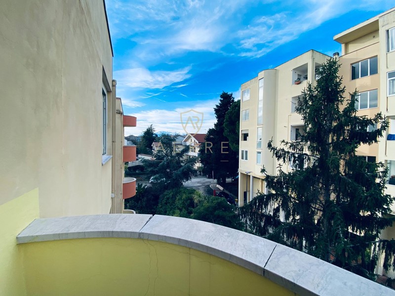 Quadrilocale in Vendita a Pescara, zona San Silvestro, 128'000€, 116 m²
