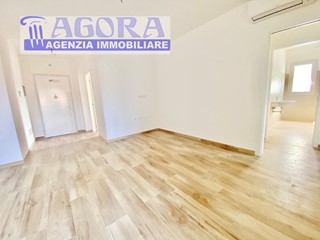 Quadrilocale in Vendita a Sermoneta, zona Carrara Ponte Nuovo, 175'000€, 74 m²