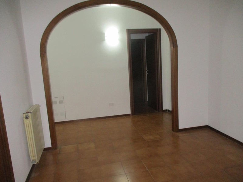 Appartamento in Vendita a Bientina, 170'000€, 135 m²