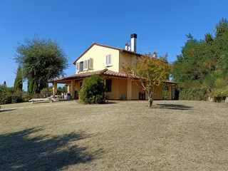 Villa in Vendita a San Miniato, 750'000€, 350 m²