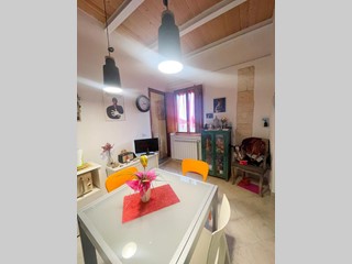 Bilocale in Vendita a Vicopisano, zona Uliveto Terme, 89'000€, 45 m², arredato