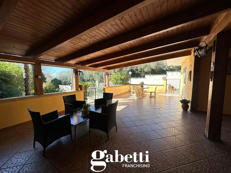 Casa Indipendente in Vendita a Calvi Risorta, 220'000€, 250 m²